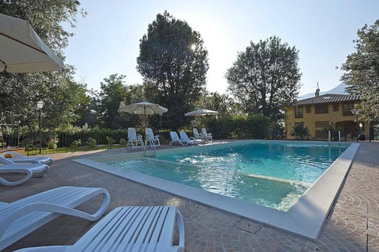 Villa Micol by Mmega - B&B Camaiore