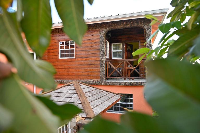 La Vue 2 - Bed and Breakfast Anse La Raye