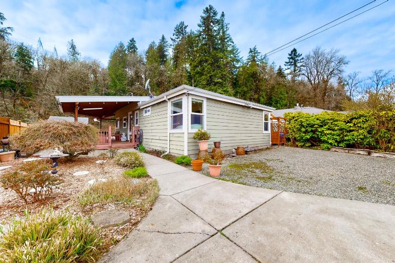 Cedar River Retreat - Bed and Breakfast Renton