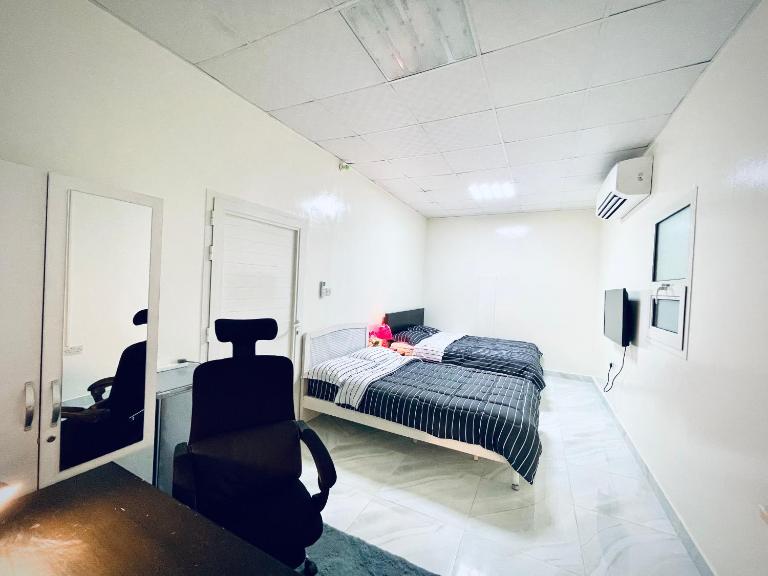Private 2Bedroom Villa with T&B and Kitchenette near Abu Dhabi International Airport - B&B Abu Dhabi Island and Internal Islands City