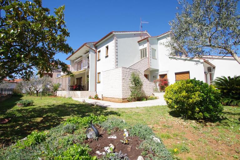 Apartment ANA - B&B Pula