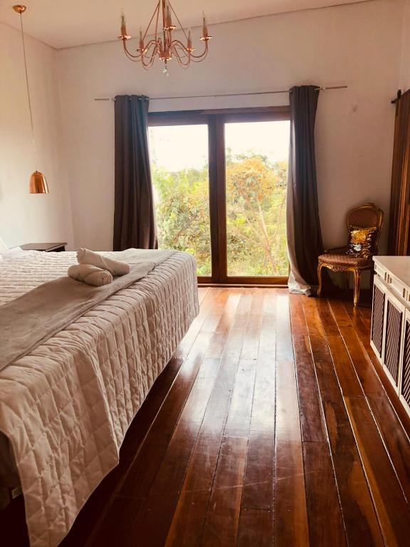 Casa em Alto Paraíso com vista para as montanhas no Eldorado ao lado do centro - Ferienwohnung Alto Paraíso de Goiás