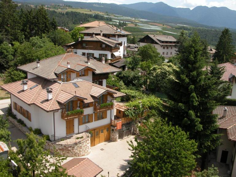 Agritur Widmann - Bed and Breakfast Coredo