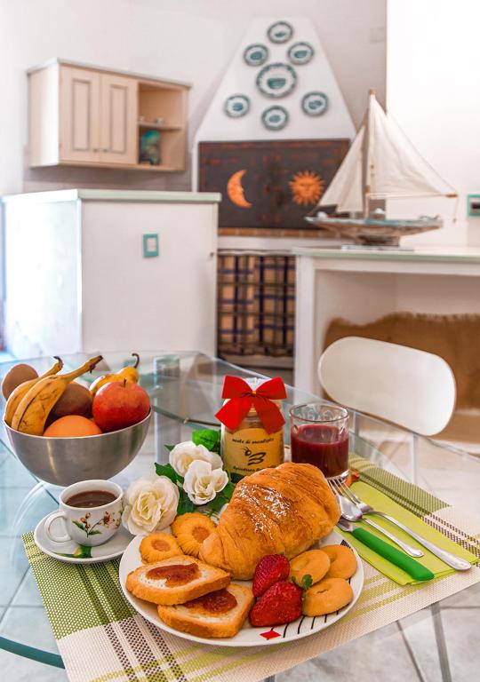 LaureLiving Holiday Home Millelire - Chambres d'hôtes La Maddalena