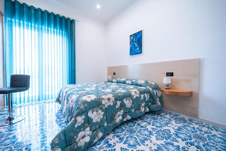 Palazzo De Gregorio Apartment Napoli - Chambres d'hôtes Sant'Antonio Abate