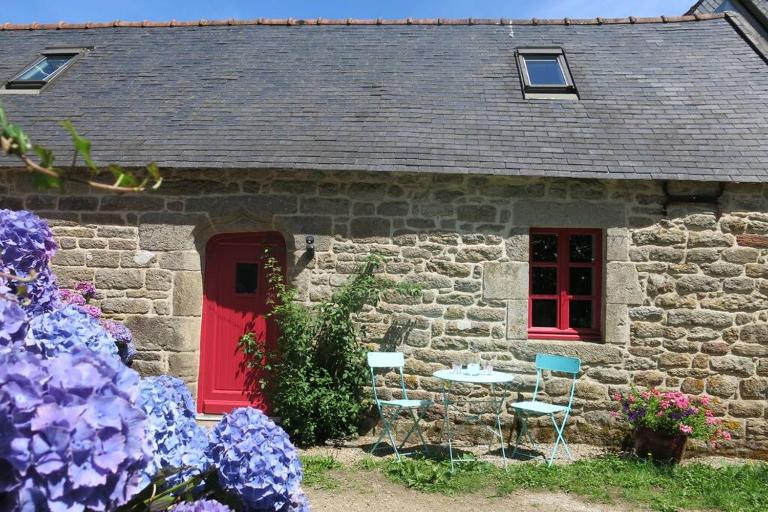 Les Crins de Gaïa - Bed and Breakfast Plogastel-Saint-Germain