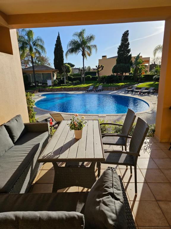 Citadela I, Golfe, Pool and Falesia Beach - B&B Vilamoura