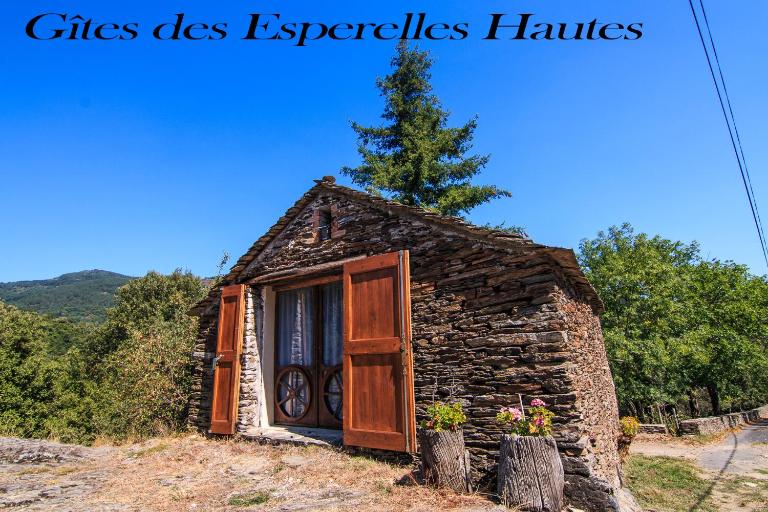 Gites des Esperelles - B&B Saint-Privat-de-Vallongue