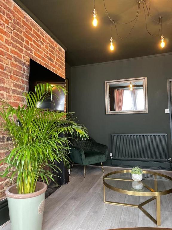 Salt Life One Bedroom Apartment - B&B Brighton