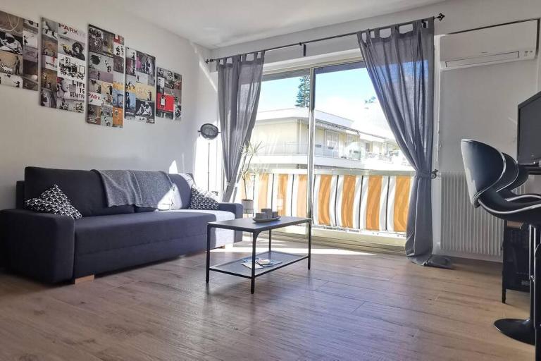 Santa Severina, Trilocale comodo e pratico centro città - Ferienwohnung Menton