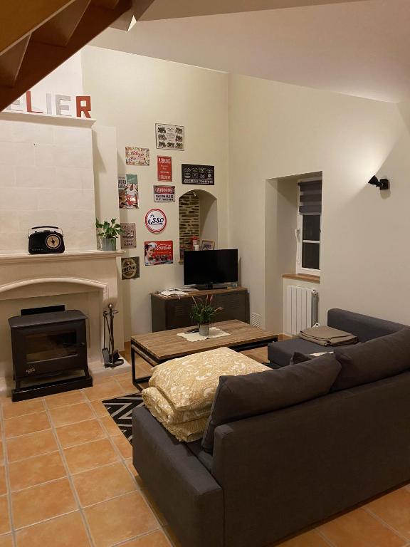 Gite " La petite maison" - B&B Livry