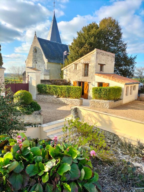 Domaine de BELLEVUE - B&B Pouançay