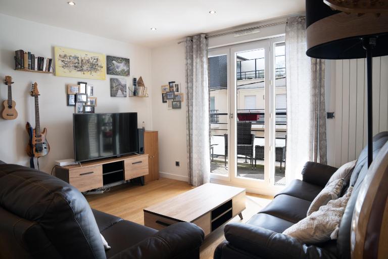 Convenient 2BR Apt near subway - B&B Noisy-le-Grand