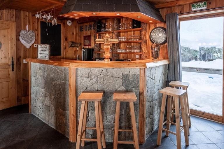 Le Dahu - 8-kamer chalet + sauna & bar 14 personen - B&B Landry