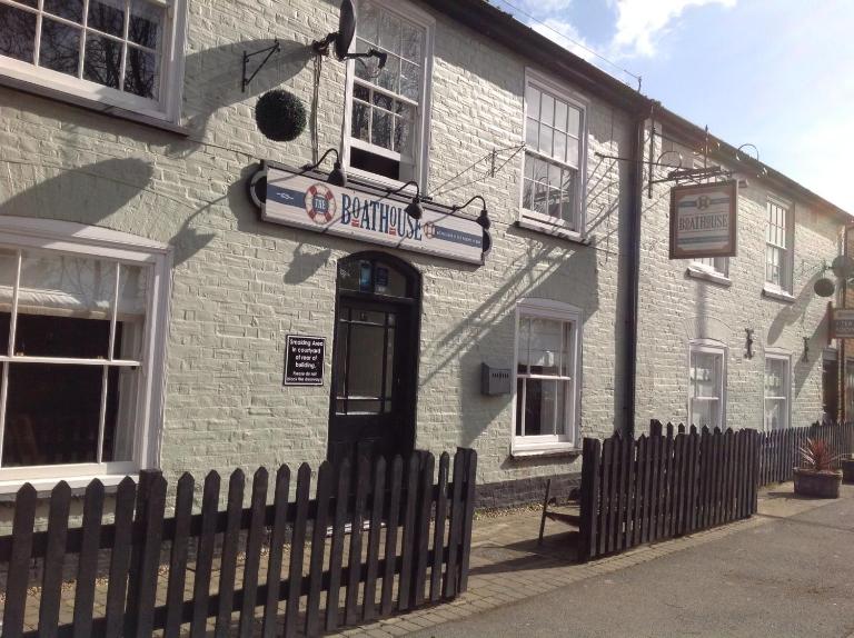 The Boathouse - B&B Sutton Bridge
