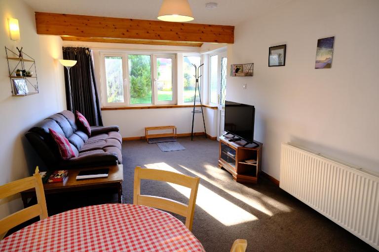 Lovely 1-bedroom apartment with free parking - B&B Inverness