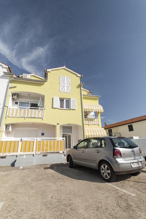 Apartment Ivana,Mali Maj - Ferienwohnung Poreč