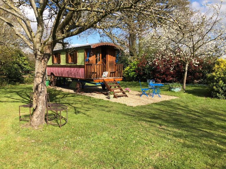 ROULOTTE CAPUCINE - B&B Ablon