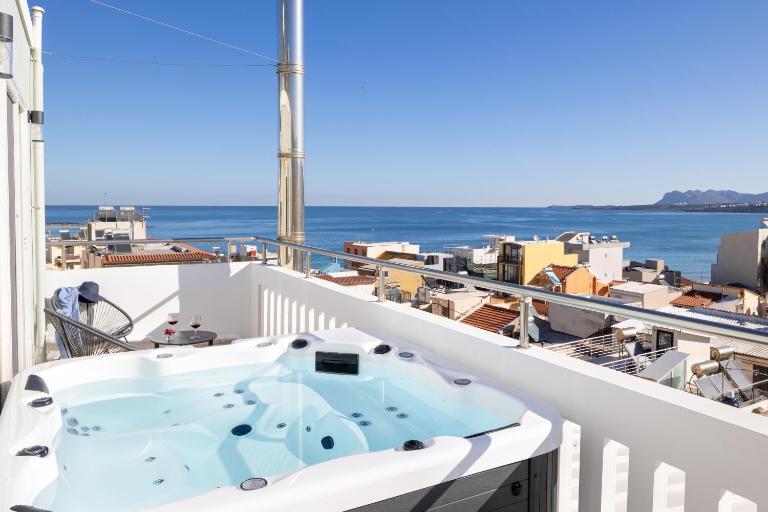 -Superior Maisonette Jacuzzi & Private Parking - Koum Kapi Mare Seaside - B&B La Canea