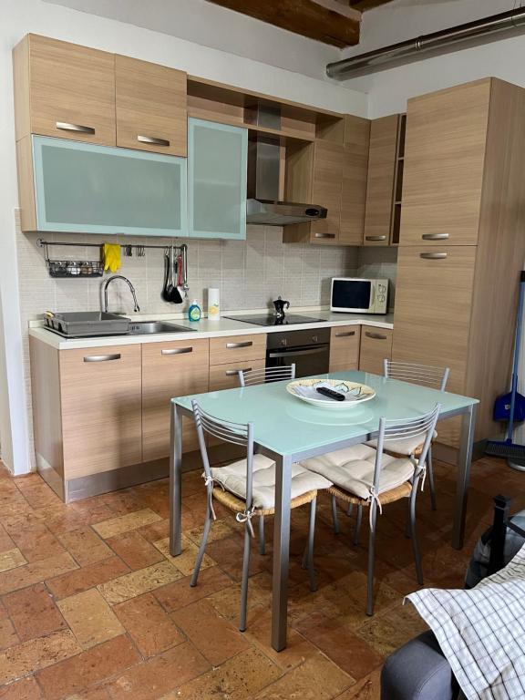 CASA DI SILVIA_MONOLOCALE - Chambres d'hôtes Città di Castello