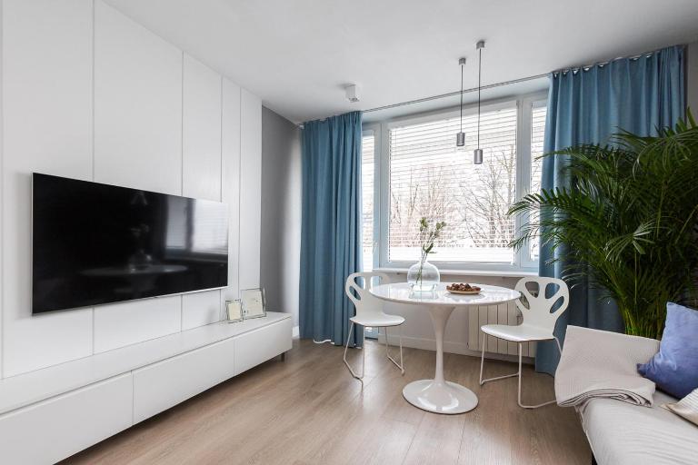 Apartament Bielany 3 min from metro with 5-meals per day diet catering, air conditioning and free parking - Bed and Breakfast Warschau
