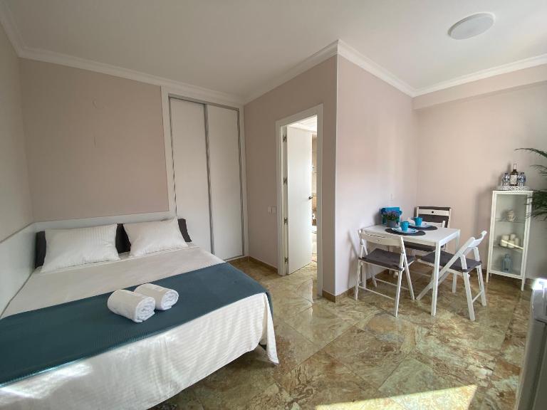 Cozy studio centr Torremolinos - Bed and Breakfast Torremolinos