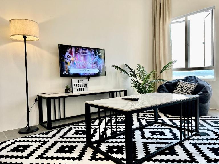 Langkawi Seaview Cube w/ Rooftop Pool - B&B Kuah