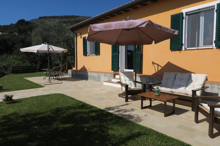La Casa Di Ninetta - Bed and Breakfast Rio Marina