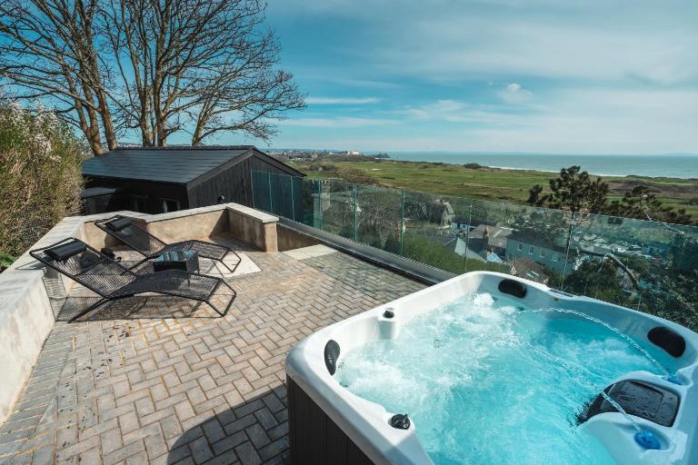 Priory Bay Escapes - Visum - B&B Tenby