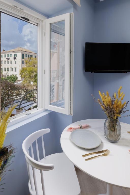 Old Town Hall Apartment - B&B Karyofyto
