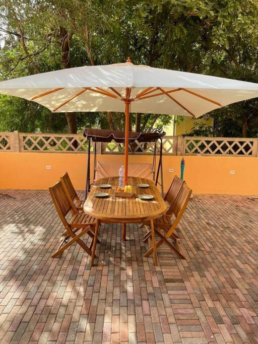 Appartamento incantevole 4 posti letto con grande spazio esterno con idromassaggio - B&B Valledoria