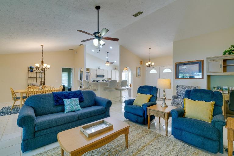 Canal-Front Retreat in Crystal River! - B&B Crystal River