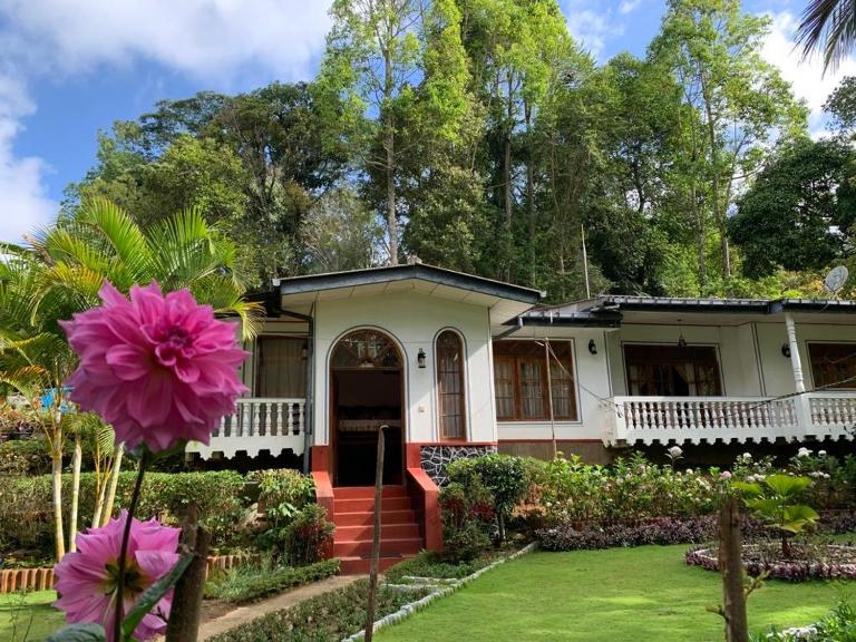 Eeshani Guest Inn - Bed and Breakfast Ella Town