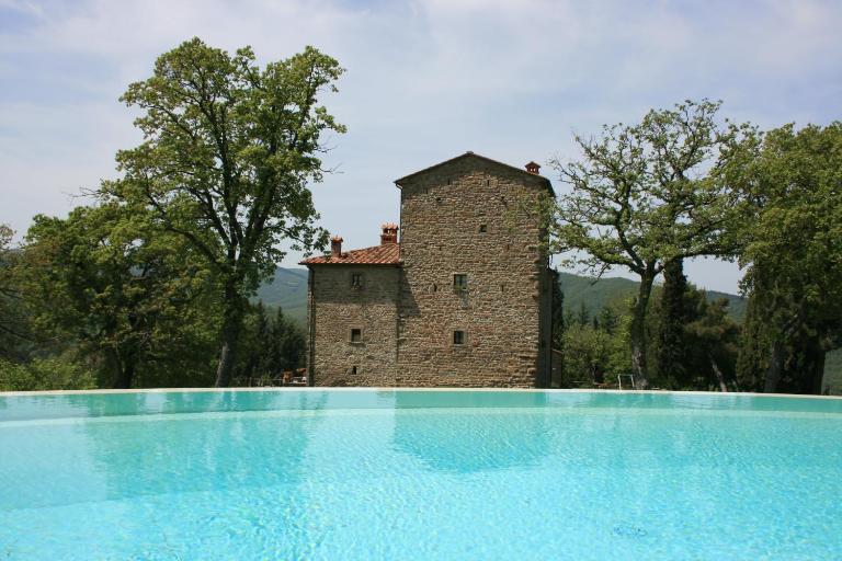 Torre Di Vignale - B&B Palazzo del Pero
