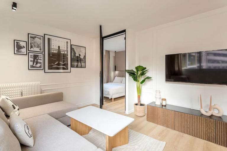 Luxurious 3 min walk from Eiffel Tower - Ferienwohnung Paris
