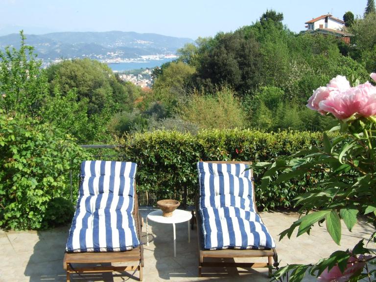 Lo Chalet sul Golfo - B&B La Spezia