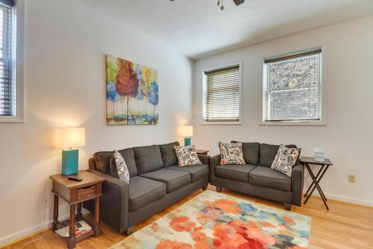 Marlinton Vacation Rental on Riverfront Trail! - Ferienwohnung Marlinton