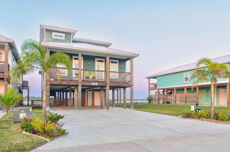 Whooping Crane Lane - B&B Port Aransas