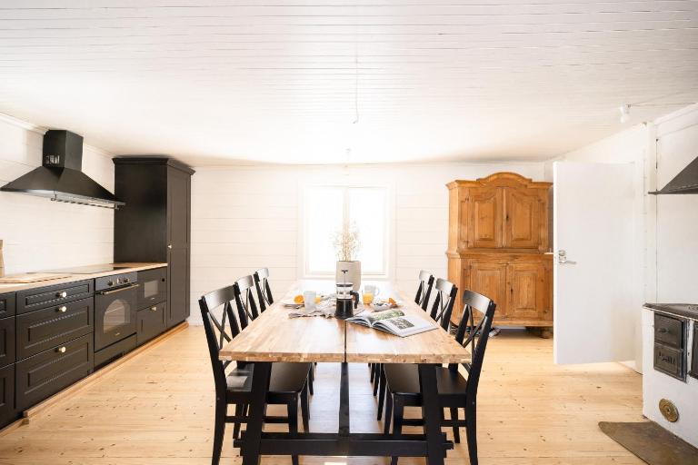 Kullanpuu's Farm Stay - Bed and Breakfast Kirjakkala
