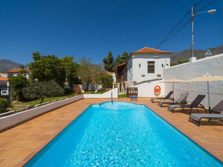CASA RURAL LA MONTAÑETA - Bed and Breakfast Santa Lucía