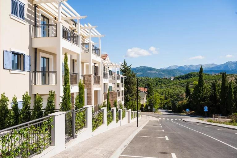 LUSTICA BAY GARDEN APARTMENT, Centrale - B&B Tivat