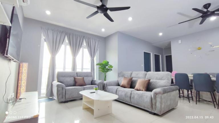 kakao homestay ipoh town 2parking 3room 10pax wifi - B&B Ipoh