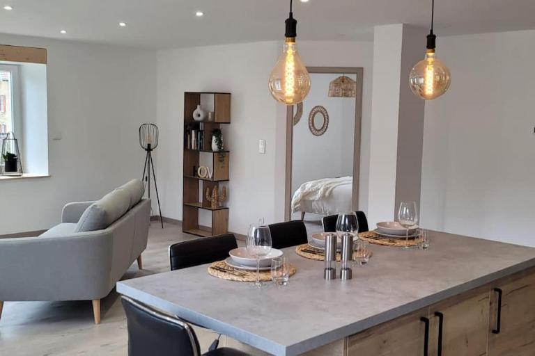 Superbe appartement neuf et cosy 77 m2 - B&B Villers-le-Lac