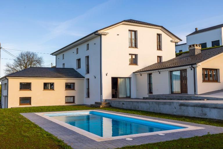 Apartamentos Casona del Campo - Chambres d'hôtes Navia