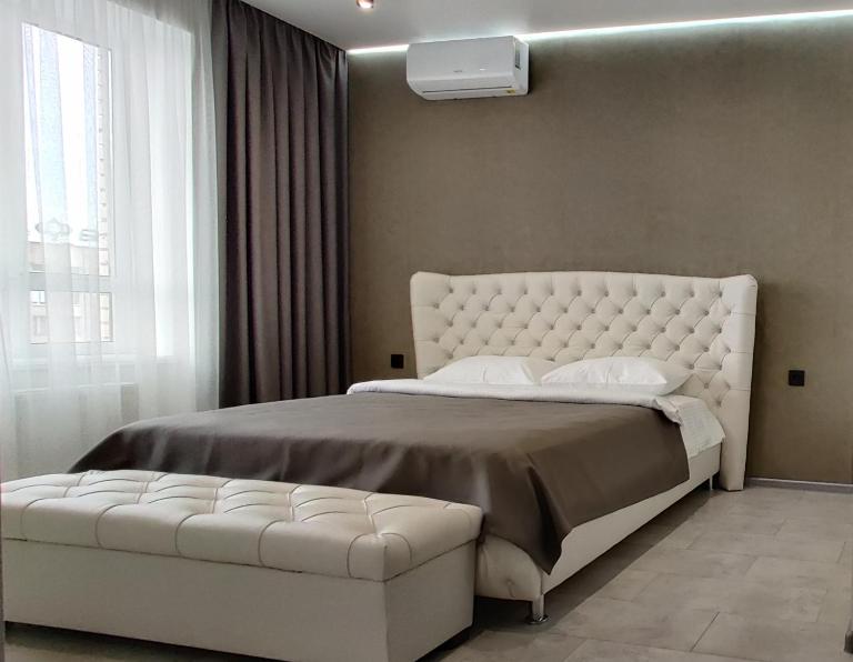 Стильні апартаменти Атлант - B&B Lutsk