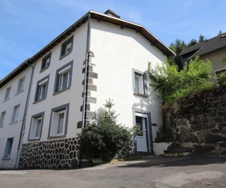 Maison 6-9 pers pour vacances et cure thermale - Chambres d'hôtes Le Mont-Dore