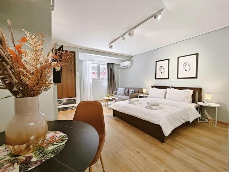 5min Metro, Sotiria, Iatriko, Semi-Basement - Ferienwohnung Athen