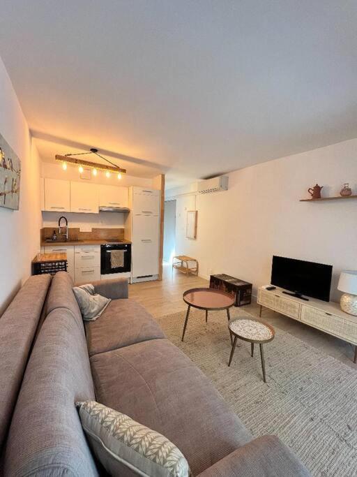 Joli studio Calvi 50m plage - B&B Calvi