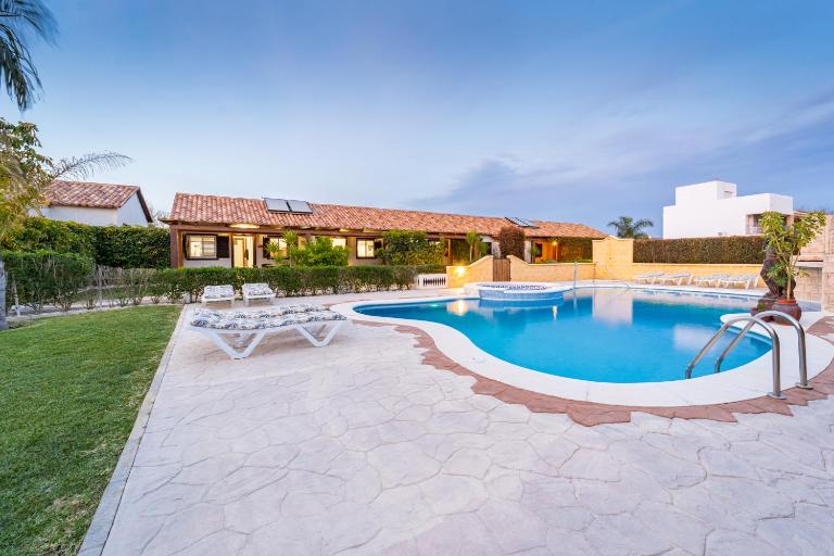 Apartamento Jibazahora Aries - B&B Zahora