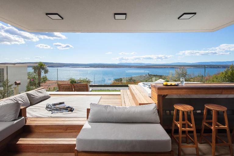 Villa SPA DECK 1, DECK 2, DECK 3 - B&B Dramalj